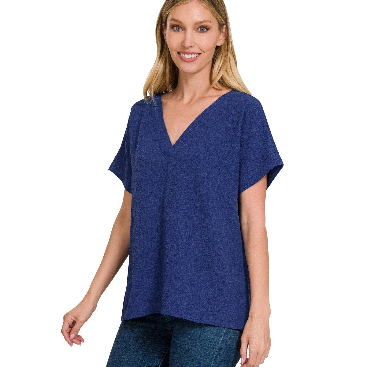 WOMEN'S WOVEN BUBBLE AIRFLOW V-NECK SHORT SLEEVE TOP