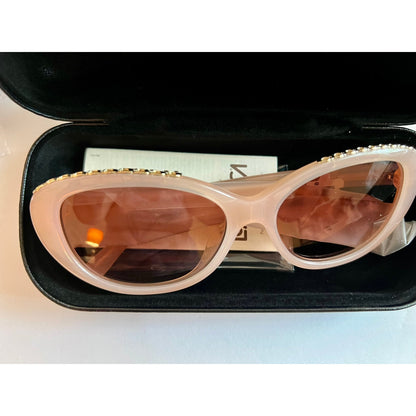 Coach Sunglasses HC 8296U 511313 56-16-140 L1150 Milky Pink / Brown Gradient